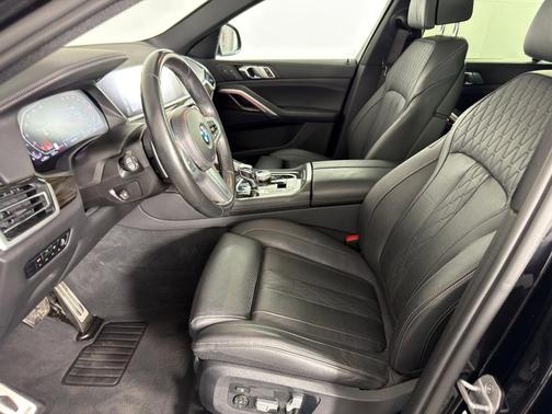 2023 BMW X6 xDrive40i