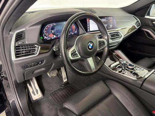 2023 BMW X6 xDrive40i