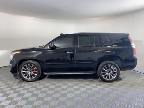 2020 Cadillac Escalade Luxury