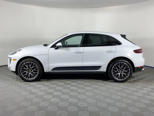 2018 Porsche Macan Sport Edition