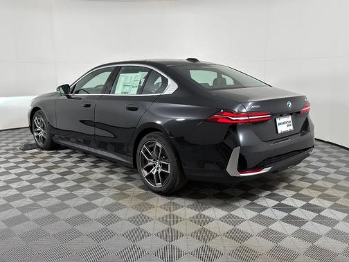 2026 BMW 540 i xDrive