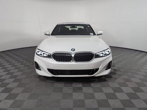2024 BMW 330e 330e