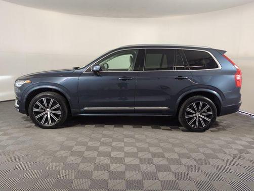 2023 Volvo XC90 B6 Plus 7-Seater