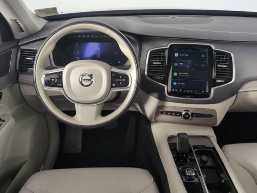 2023 Volvo XC90 B6 Plus 7-Seater