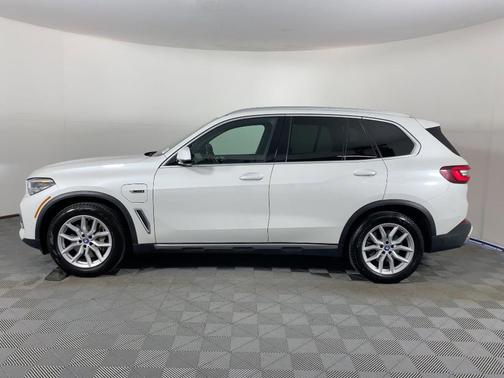 2022 BMW X5 PHEV xDrive45e