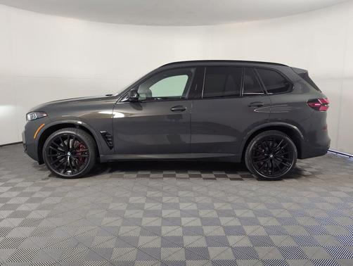 2026 BMW X5 M60i