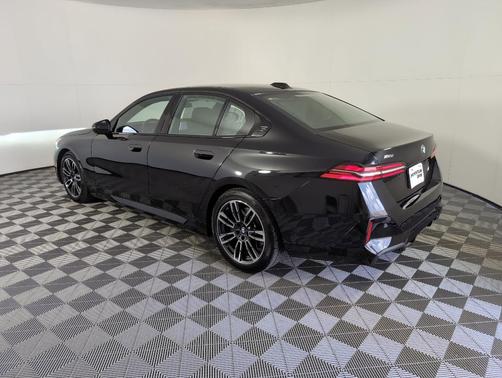 2024 BMW 540 i xDrive