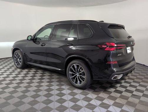 Black Sapphire Metallic 2026 BMW X5 sDrive40i