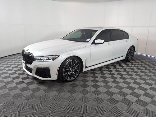 2020 BMW 740 i