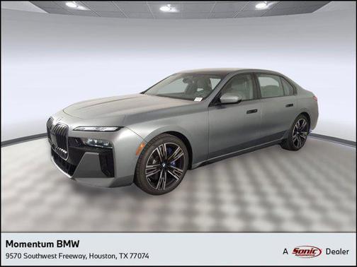 2025 BMW 760 760i xDrive