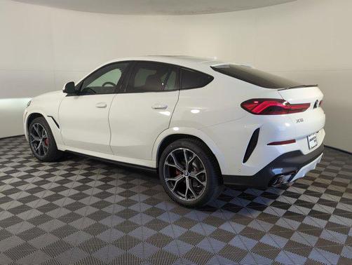 2026 BMW X6 xDrive40i