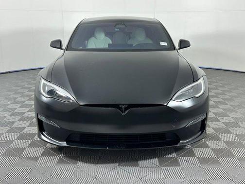 2023 Tesla Model S Plaid