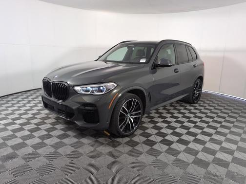 2023 BMW X5 M50i