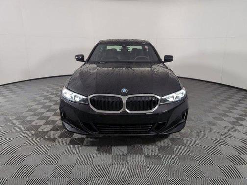 2025 BMW 330 i