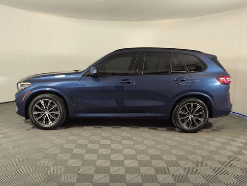 2023 BMW X5 sDrive40i