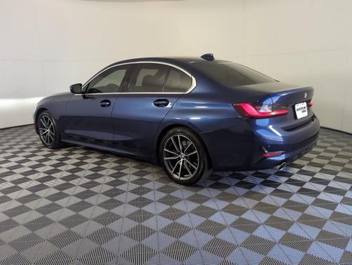 2020 BMW 330 i