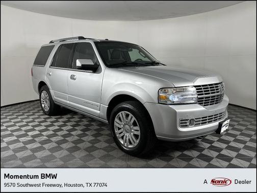 2013 Lincoln Navigator Base