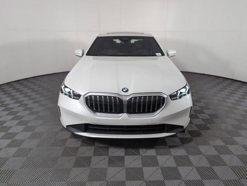 2026 BMW 530 i