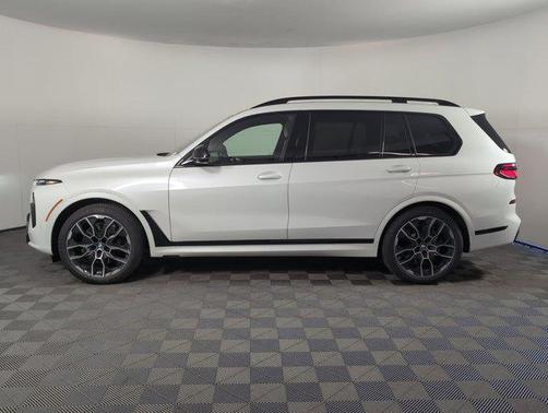 2026 BMW X7 M60i
