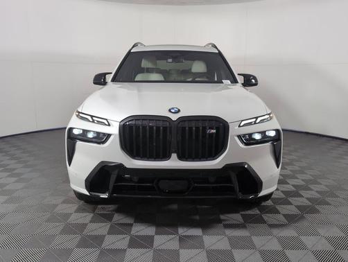 2026 BMW X7 M60i