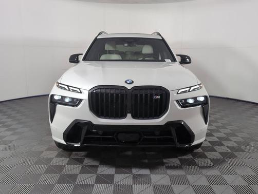 2026 BMW X7 M60i