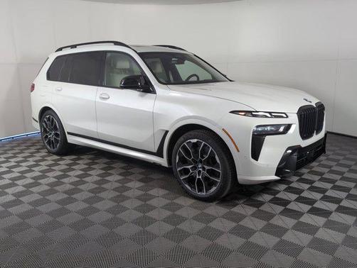 2026 BMW X7 M60i