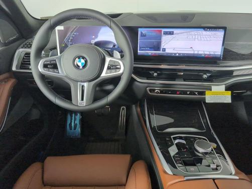 2026 BMW X7 M60i