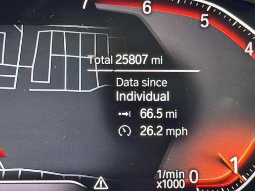 Mineral White Metallic 2022 BMW X3 sDrive30i