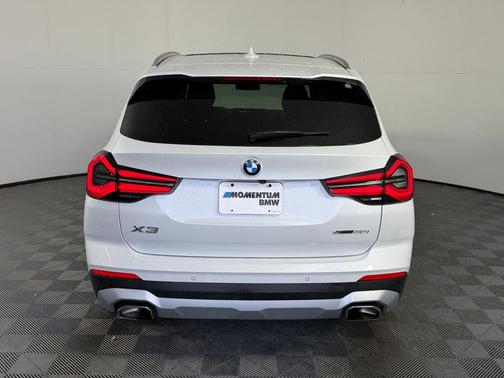 Mineral White Metallic 2022 BMW X3 sDrive30i