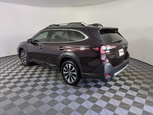 2023 Subaru Outback Touring