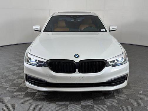 2019 BMW 530 i