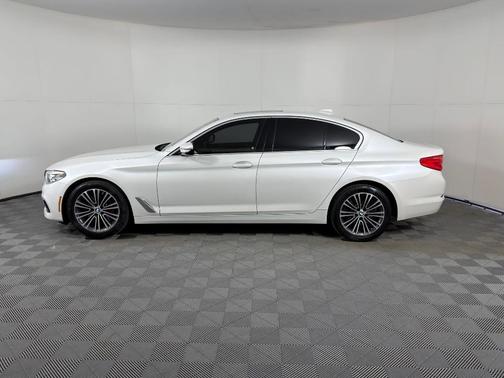 2019 BMW 530 i