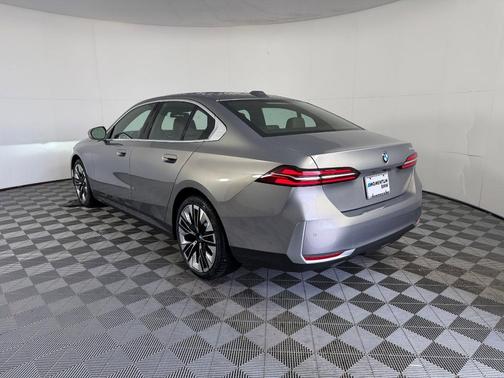 Oxide Gray Metallic 2027 BMW 530 i