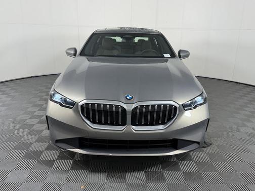 Oxide Gray Metallic 2027 BMW 530 i