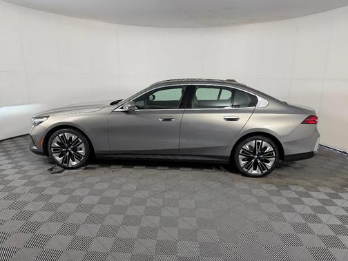 Oxide Gray Metallic 2027 BMW 530 i