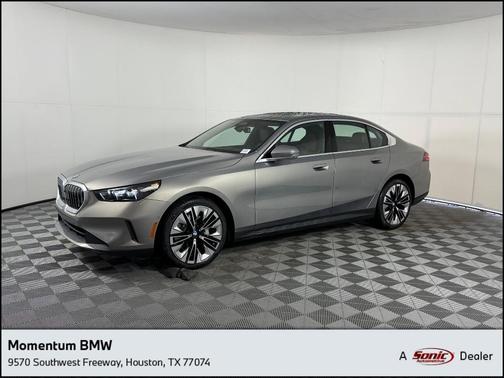 Oxide Gray Metallic 2027 BMW 530 i