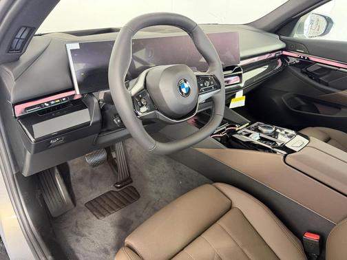 Oxide Gray Metallic 2027 BMW 530 i