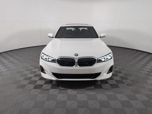 2025 BMW 330 i