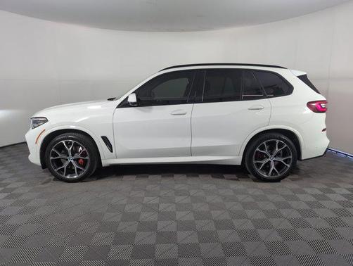 2023 BMW X5 sDrive40i