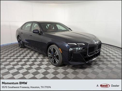 2025 BMW 750e xDrive