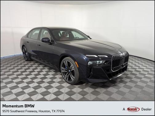 2025 BMW 750e xDrive