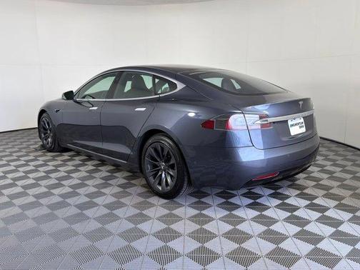 2020 Tesla Model S Long Range