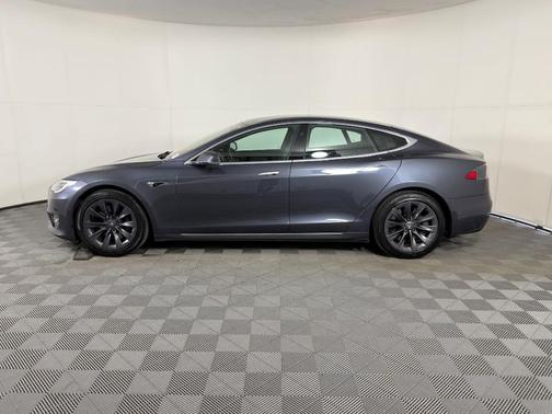 2020 Tesla Model S Long Range