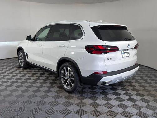 2026 BMW X5 sDrive40i