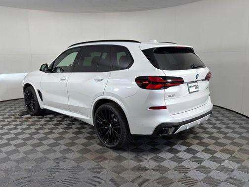 2026 BMW X5 sDrive40i