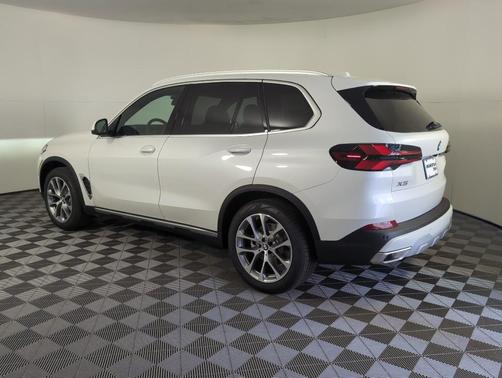 2026 BMW X5 sDrive40i