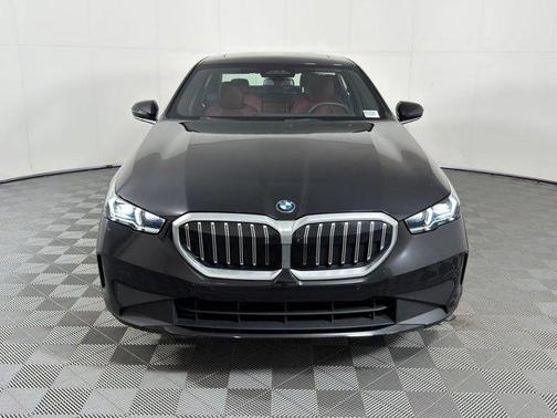2025 BMW 540 i xDrive