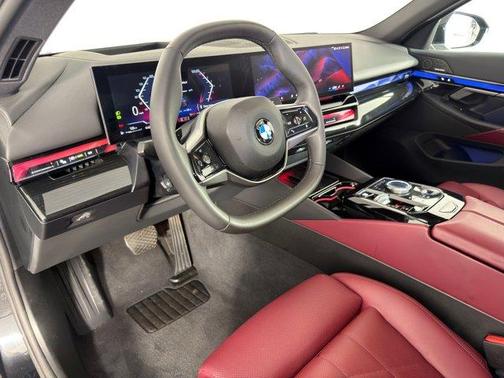 2025 BMW 540 i xDrive