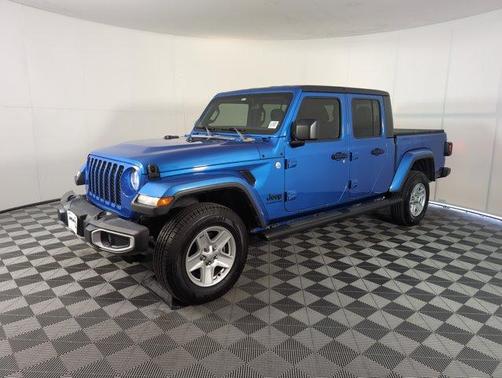 2020 Jeep Gladiator Sport