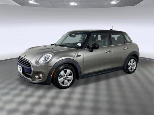 Silver 2018 MINI Hardtop Cooper